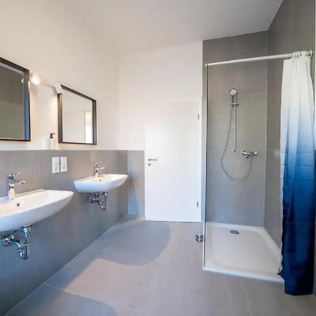 Appartement Dq02 - Geraeumige Monteurwohnung Koblenz (Rhineland-Palatinate)